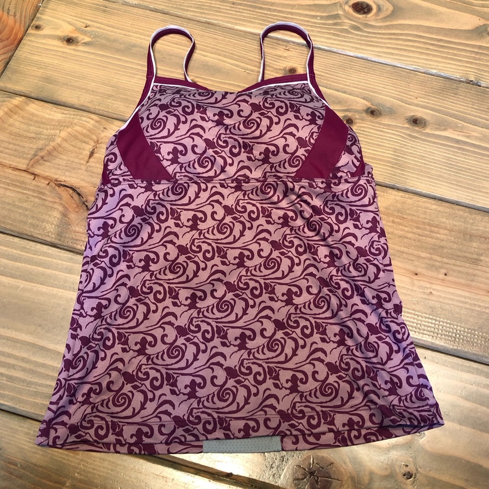 Brooks Running’s Moving Comfort Women’s Brand Alexis Sports Bra Tank